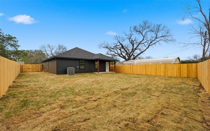 912 Church Avenue, Waco, TX 76706, 3 Bedrooms Bedrooms, ,2 BathroomsBathrooms,Residential,For Sale,912 Church Avenue,0,21213480