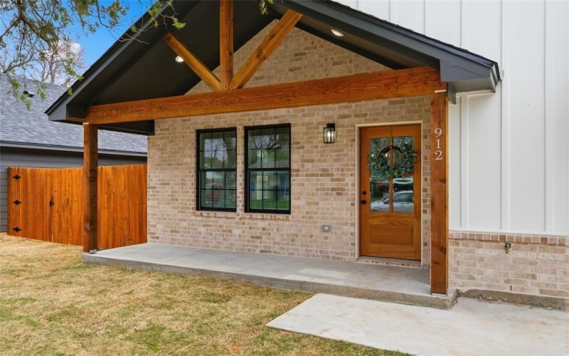 912 Church Avenue, Waco, TX 76706, 3 Bedrooms Bedrooms, ,2 BathroomsBathrooms,Residential,For Sale,912 Church Avenue,0,21213480