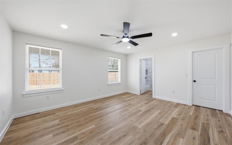 912 Church Avenue, Waco, TX 76706, 3 Bedrooms Bedrooms, ,2 BathroomsBathrooms,Residential,For Sale,912 Church Avenue,0,21213480