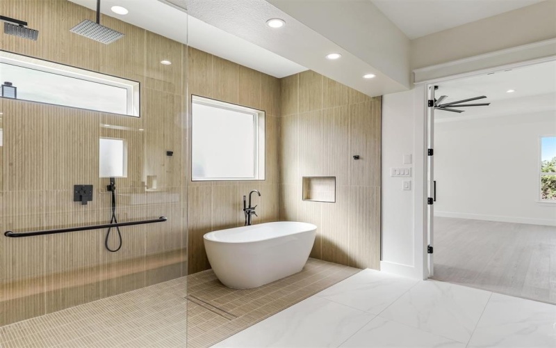 209 Avery Lane, Gunter, TX 75058, 6 Bedrooms Bedrooms, ,7 BathroomsBathrooms,Residential,For Sale,209 Avery Lane,0,21213616