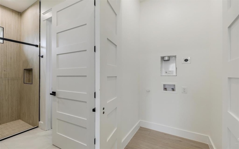 209 Avery Lane, Gunter, TX 75058, 6 Bedrooms Bedrooms, ,7 BathroomsBathrooms,Residential,For Sale,209 Avery Lane,0,21213616