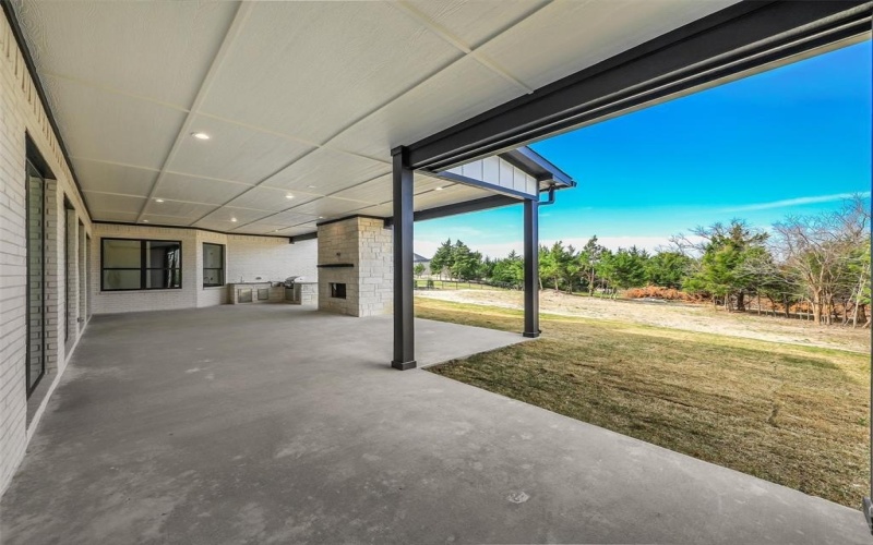 209 Avery Lane, Gunter, TX 75058, 6 Bedrooms Bedrooms, ,7 BathroomsBathrooms,Residential,For Sale,209 Avery Lane,0,21213616