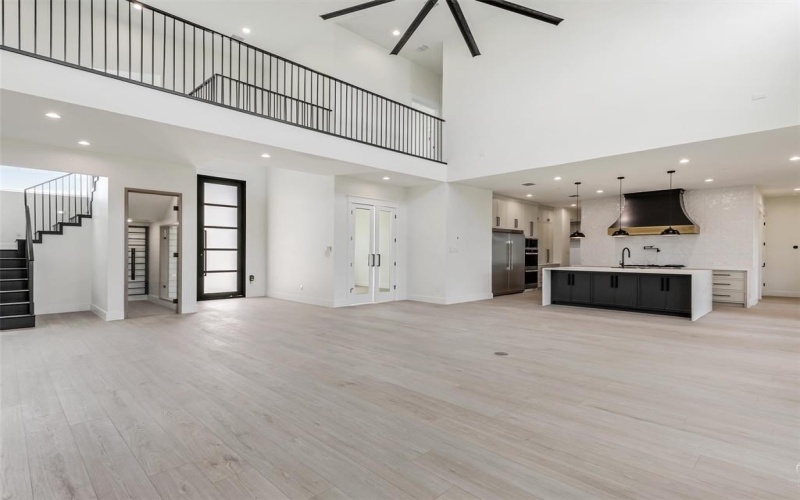 209 Avery Lane, Gunter, TX 75058, 6 Bedrooms Bedrooms, ,7 BathroomsBathrooms,Residential,For Sale,209 Avery Lane,0,21213616