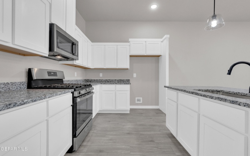 624 Hesse Drive, Socorro, TX 79927, ,Residential Multi Family,For Sale,624 Hesse Drive,0,932142