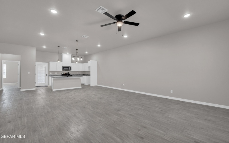 624 Hesse Drive, Socorro, TX 79927, ,Residential Multi Family,For Sale,624 Hesse Drive,0,932142