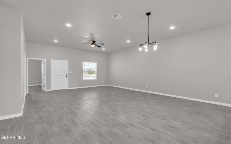 624 Hesse Drive, Socorro, TX 79927, ,Residential Multi Family,For Sale,624 Hesse Drive,0,932142