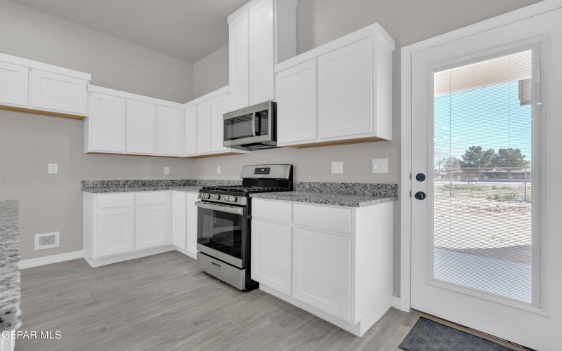 624 Hesse Drive, Socorro, TX 79927, ,Residential Multi Family,For Sale,624 Hesse Drive,0,932142