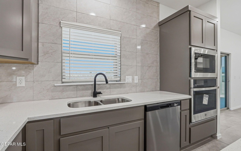 13408 Coldham Street, Horizon City, TX 79928, 4 Bedrooms Bedrooms, ,2 BathroomsBathrooms,Residential,For Sale,13408 Coldham Street,0,940682