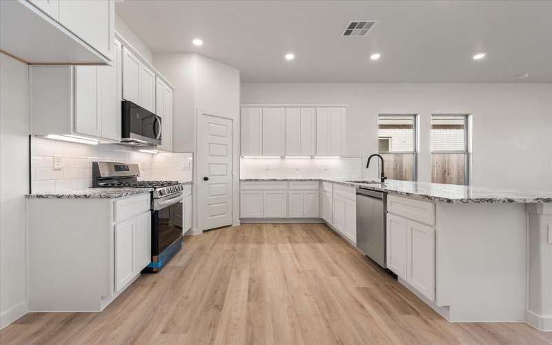 6927 53rd Street, Lubbock, TX 79407, 3 Bedrooms Bedrooms, ,2 BathroomsBathrooms,Residential,For Sale,6927 53rd Street,0,202603671