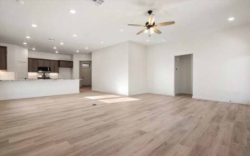 6925 53rd Street, Lubbock, TX 79407, 3 Bedrooms Bedrooms, ,2 BathroomsBathrooms,Residential,For Sale,6925 53rd Street,0,202603674