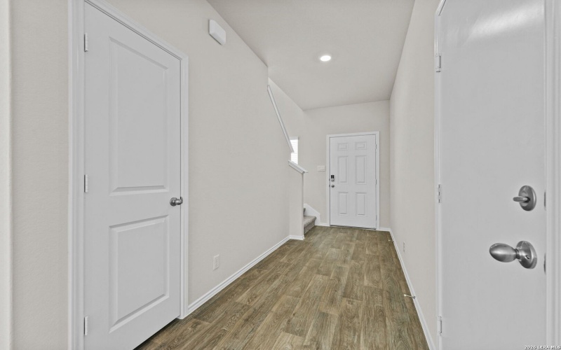 213 Scott Square, San Antonio, TX 78245, 5 Bedrooms Bedrooms, ,3 BathroomsBathrooms,Residential,For Sale,213 Scott Square,0,1950228