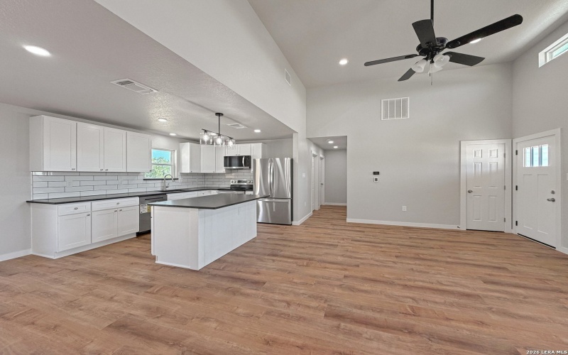 1155 Southline, Spring Branch, TX 78070, 3 Bedrooms Bedrooms, ,2 BathroomsBathrooms,Residential,For Sale,1155 Southline,0,1950623