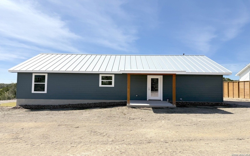 1155 Southline, Spring Branch, TX 78070, 3 Bedrooms Bedrooms, ,2 BathroomsBathrooms,Residential,For Sale,1155 Southline,0,1950623