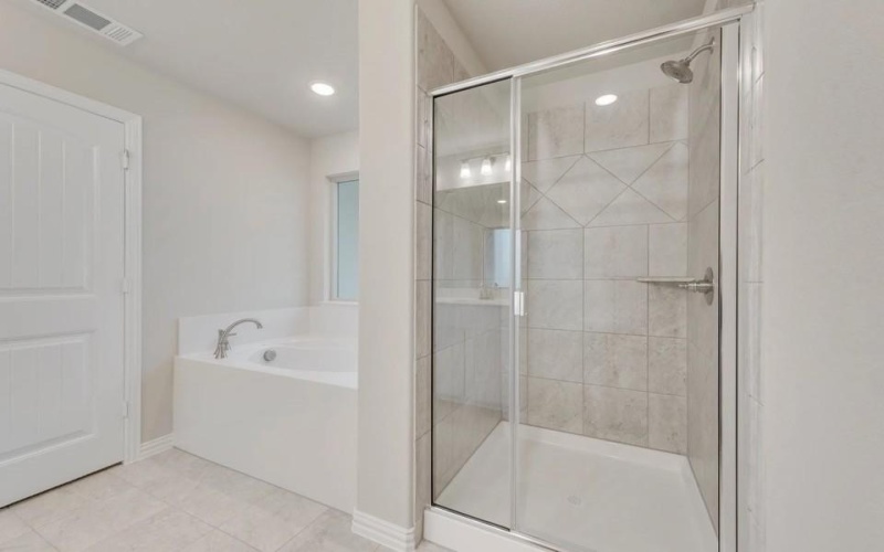3530 Austin Street, Gainesville, TX 76240, 4 Bedrooms Bedrooms, ,3 BathroomsBathrooms,Residential,For Sale,3530 Austin Street,20721775