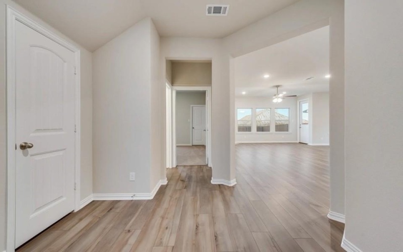 3530 Austin Street, Gainesville, TX 76240, 4 Bedrooms Bedrooms, ,3 BathroomsBathrooms,Residential,For Sale,3530 Austin Street,20721775