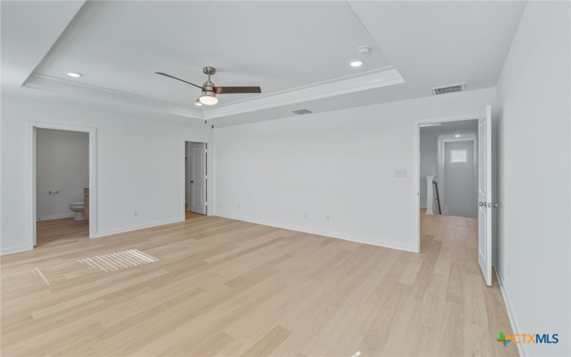 164 Golden Bell Way, Buda, TX 78610, 4 Bedrooms Bedrooms, ,3 BathroomsBathrooms,Residential,For Sale,164 Golden Bell Way,0,606909