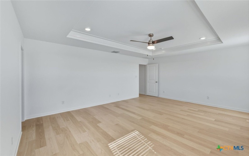 164 Golden Bell Way, Buda, TX 78610, 4 Bedrooms Bedrooms, ,3 BathroomsBathrooms,Residential,For Sale,164 Golden Bell Way,0,606909