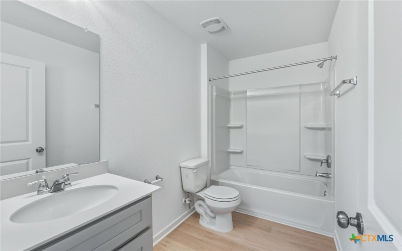 164 Golden Bell Way, Buda, TX 78610, 4 Bedrooms Bedrooms, ,3 BathroomsBathrooms,Residential,For Sale,164 Golden Bell Way,0,606909