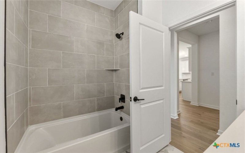 526 Rubber Tree Way, Buda, TX 78610, 4 Bedrooms Bedrooms, ,2 BathroomsBathrooms,Residential,For Sale,526 Rubber Tree Way,0,606941