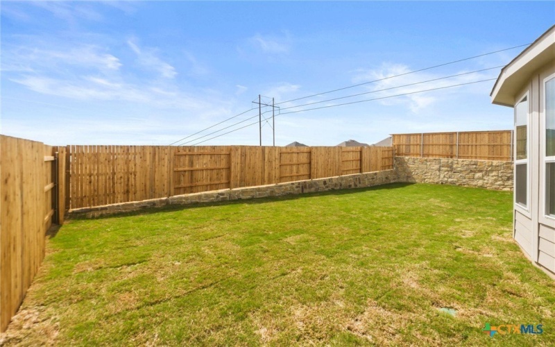 526 Rubber Tree Way, Buda, TX 78610, 4 Bedrooms Bedrooms, ,2 BathroomsBathrooms,Residential,For Sale,526 Rubber Tree Way,0,606941