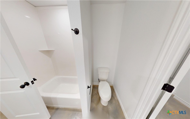 905 Smoke Tree Lane unit: A & B, Killeen, TX 76543, 6 Habitaciones Habitaciones , ,5 BañosBaños,Residential Multi Family,En Venta,905 Smoke Tree Lane unit: A & B,0,607913