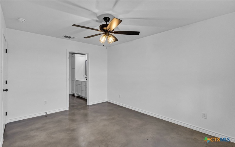 905 Smoke Tree Lane unit: A & B, Killeen, TX 76543, 6 Habitaciones Habitaciones , ,5 BañosBaños,Residential Multi Family,En Venta,905 Smoke Tree Lane unit: A & B,0,607913