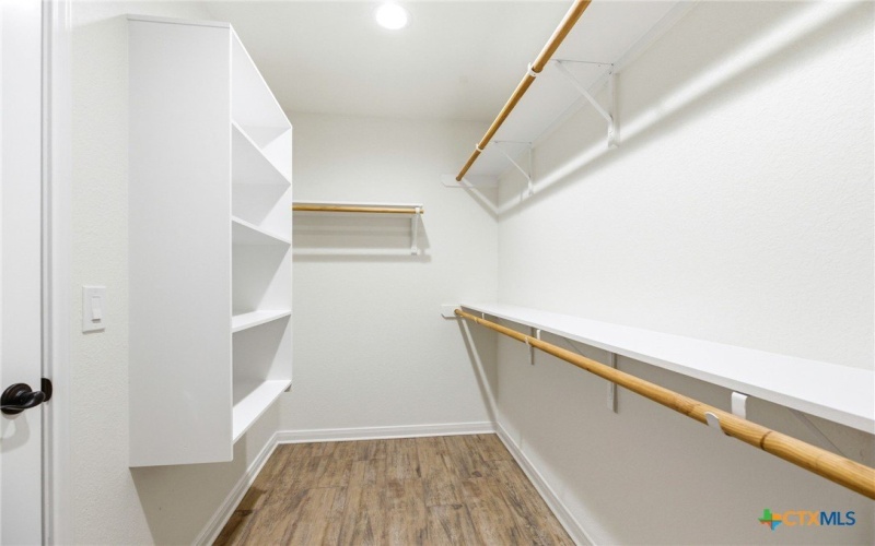 684 Appaloosa Drive, Fischer, TX 78623, 3 Bedrooms Bedrooms, ,2 BathroomsBathrooms,Residential,For Sale,684 Appaloosa Drive,0,607978