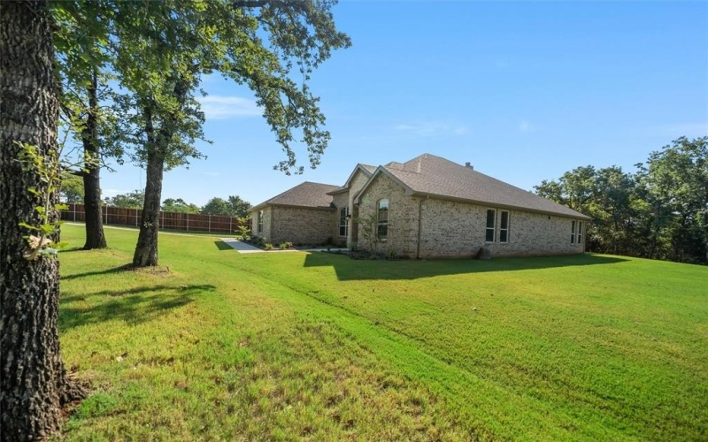 5204 Indian Ridge, Alvarado, TX 76009, 4 Bedrooms Bedrooms, ,3 BathroomsBathrooms,Residential,For Sale,5204 Indian Ridge,0,20721928
