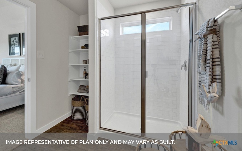 240 FLORA VISTA Street, San Marcos, TX 78666, 4 Habitaciones Habitaciones , ,2 BañosBaños,Residential,En Venta,240 FLORA VISTA Street,0,608017