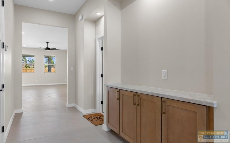 2742 Juan Castillo Ave., Port Isabel, TX 78578, 3 Bedrooms Bedrooms, ,2 BathroomsBathrooms,Residential,For Sale,2742 Juan Castillo Ave.,0,106024