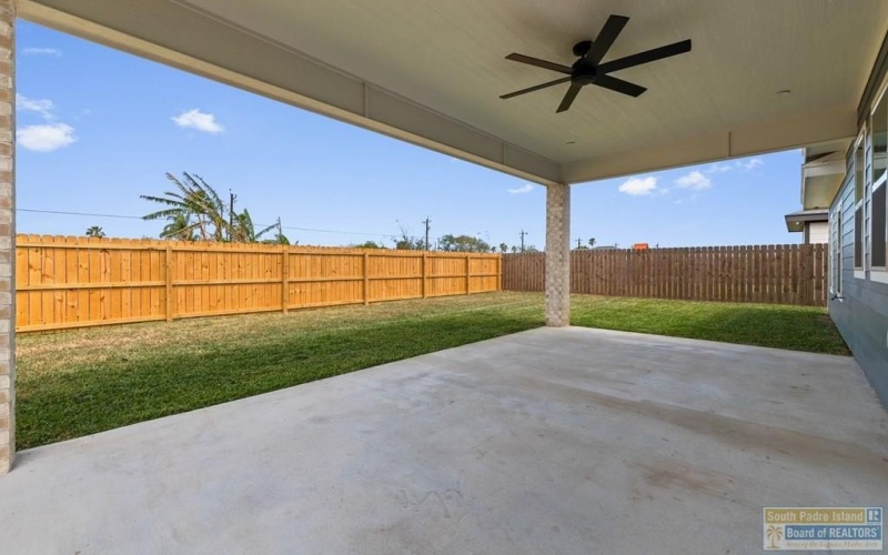2742 Juan Castillo Ave., Port Isabel, TX 78578, 3 Bedrooms Bedrooms, ,2 BathroomsBathrooms,Residential,For Sale,2742 Juan Castillo Ave.,0,106024
