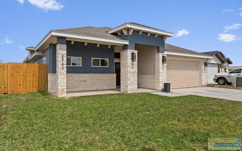 2742 Juan Castillo Ave., Port Isabel, TX 78578, 3 Bedrooms Bedrooms, ,2 BathroomsBathrooms,Residential,For Sale,2742 Juan Castillo Ave.,0,106024