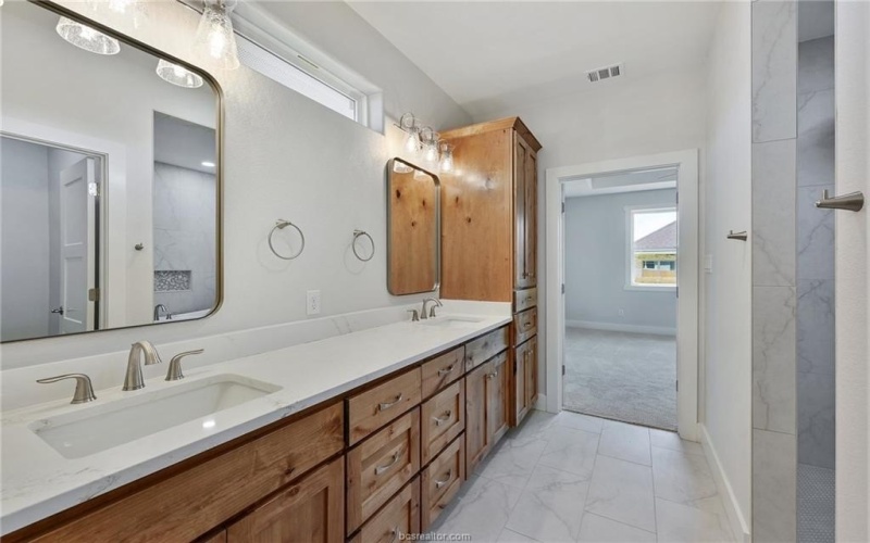 2822 Captain Drive, Bryan, TX 77808, 3 Habitaciones Habitaciones , ,2 BañosBaños,Residential,En Venta,2822 Captain Drive,0,26003236