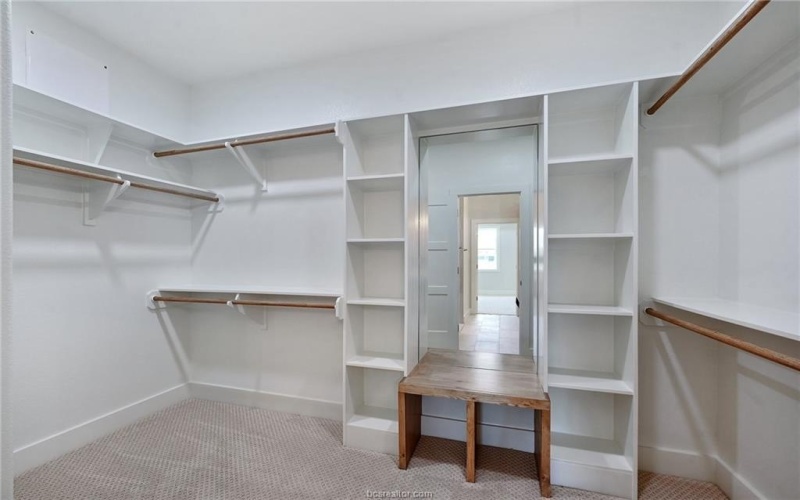 2822 Captain Drive, Bryan, TX 77808, 3 Habitaciones Habitaciones , ,2 BañosBaños,Residential,En Venta,2822 Captain Drive,0,26003236