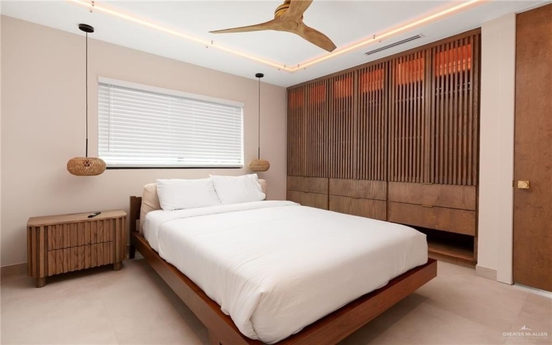 605 S 29th Street, McAllen, TX 78501, ,Residential Multi Family,For Sale,605 S 29th Street,0,497411