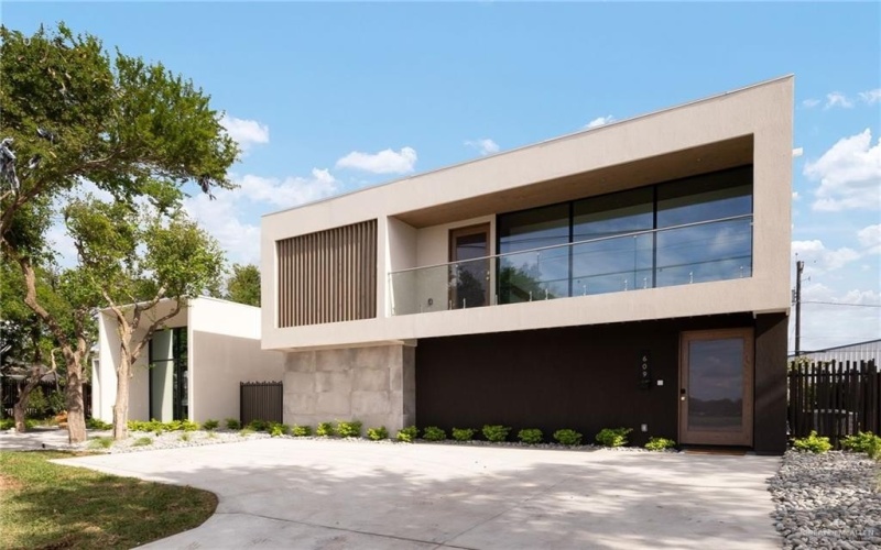 605 S 29th Street, McAllen, TX 78501, ,Residential Multi Family,For Sale,605 S 29th Street,0,497411