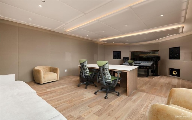 605 S 29th Street, McAllen, TX 78501, ,Residential Multi Family,For Sale,605 S 29th Street,0,497411