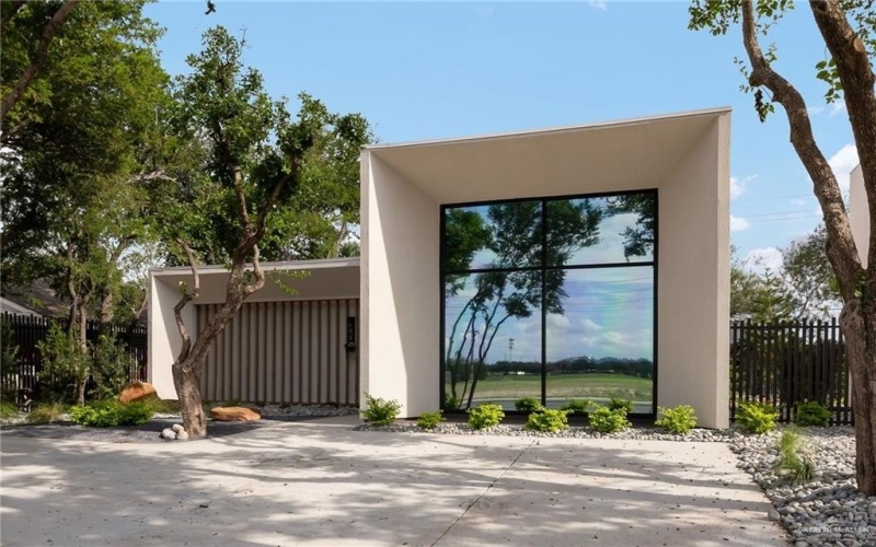 605 S 29th Street, McAllen, TX 78501, ,Residential Multi Family,For Sale,605 S 29th Street,0,497411