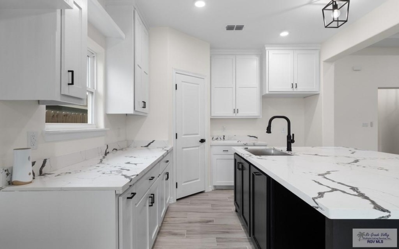 2230 CABO DR., LOS FRESNOS, TX 78566, 3 Habitaciones Habitaciones , ,2 BañosBaños,Residential,En Venta,2230 CABO DR.,0,29770469