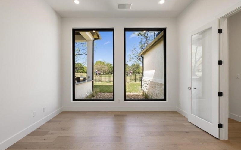 105 Barefoot, Horseshoe Bay, TX 78657, 3 Bedrooms Bedrooms, ,3 BathroomsBathrooms,Residential,For Sale,105 Barefoot,0,177095