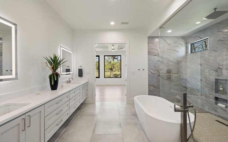 105 Barefoot, Horseshoe Bay, TX 78657, 3 Bedrooms Bedrooms, ,3 BathroomsBathrooms,Residential,For Sale,105 Barefoot,0,177095