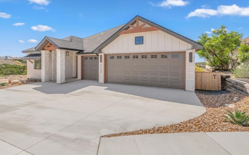 2130 Vista Ridge Dr, Kerrville, TX 78028, 3 Bedrooms Bedrooms, ,2 BathroomsBathrooms,Residential,For Sale,2130 Vista Ridge Dr,0,123842