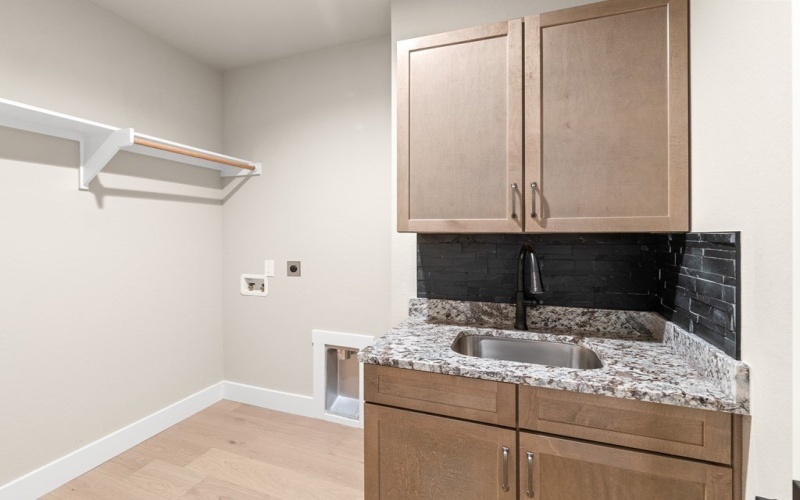 2130 Vista Ridge Dr, Kerrville, TX 78028, 3 Bedrooms Bedrooms, ,2 BathroomsBathrooms,Residential,For Sale,2130 Vista Ridge Dr,0,123842