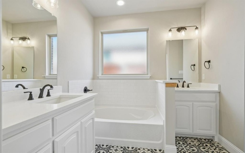 218 Cheyenne Trail, Alvarado, TX 76009, 3 Bedrooms Bedrooms, ,2 BathroomsBathrooms,Residential,For Sale,218 Cheyenne Trail,0,21109768