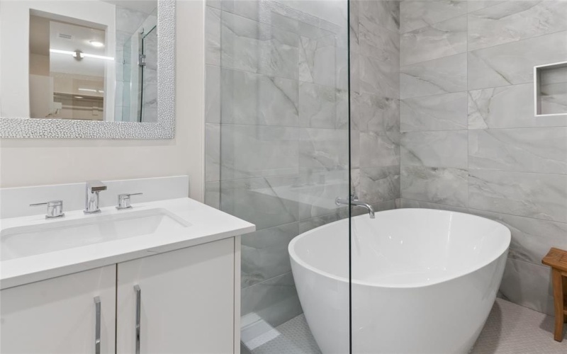 6607 Roper Street, Dallas, TX 75209, 3 Bedrooms Bedrooms, ,2 BathroomsBathrooms,Residential,For Sale,6607 Roper Street,0,21139302