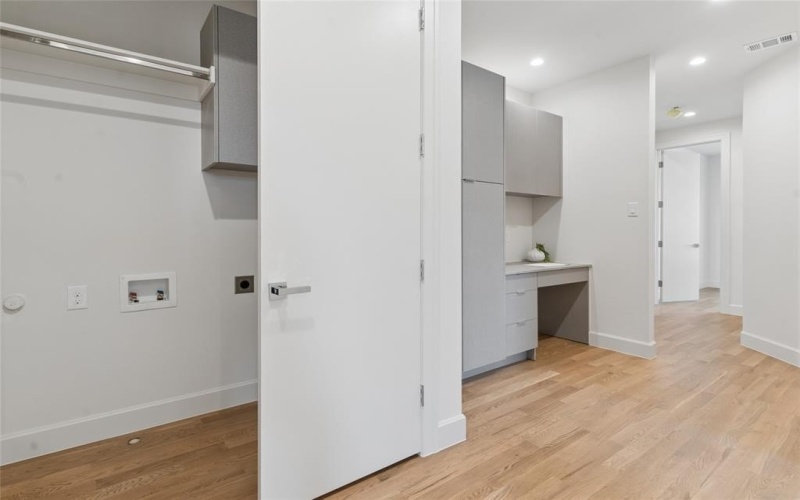 6607 Roper Street, Dallas, TX 75209, 3 Bedrooms Bedrooms, ,2 BathroomsBathrooms,Residential,For Sale,6607 Roper Street,0,21139302