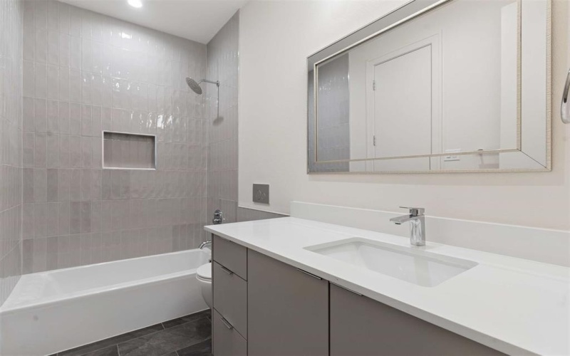 6607 Roper Street, Dallas, TX 75209, 3 Bedrooms Bedrooms, ,2 BathroomsBathrooms,Residential,For Sale,6607 Roper Street,0,21139302