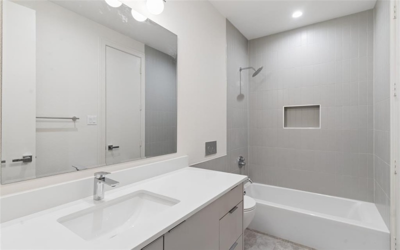 6607 Roper Street, Dallas, TX 75209, 3 Bedrooms Bedrooms, ,2 BathroomsBathrooms,Residential,For Sale,6607 Roper Street,0,21139302