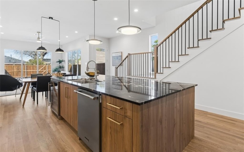 6607 Roper Street, Dallas, TX 75209, 3 Bedrooms Bedrooms, ,2 BathroomsBathrooms,Residential,For Sale,6607 Roper Street,0,21139302