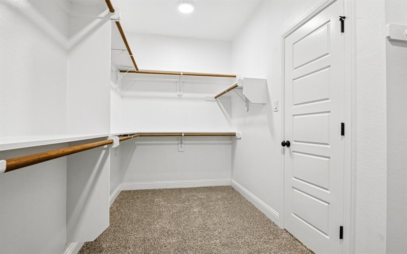 213 Navajo Trail, Alvarado, TX 76009, 3 Bedrooms Bedrooms, ,2 BathroomsBathrooms,Residential,For Sale,213 Navajo Trail,0,21161833